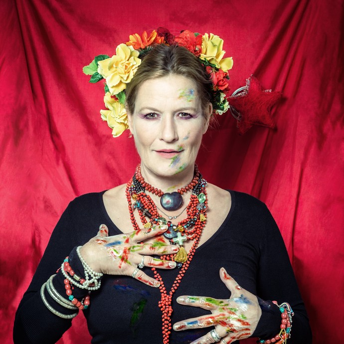 Suzabbe von Borsody als Frida Kahlo Suzabbe von Borsody als Frida Kahlo